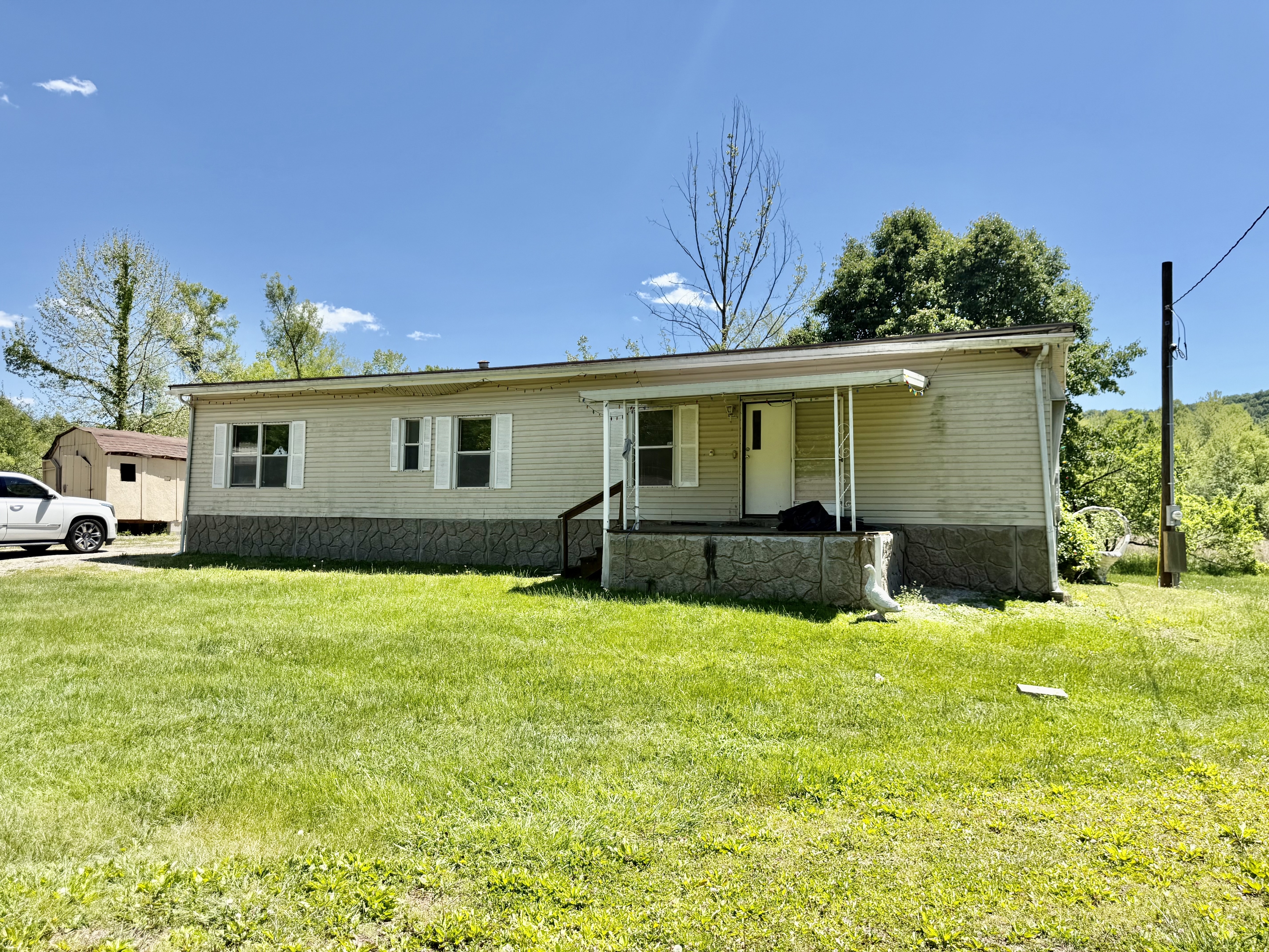 4617 U.S. 60 West
