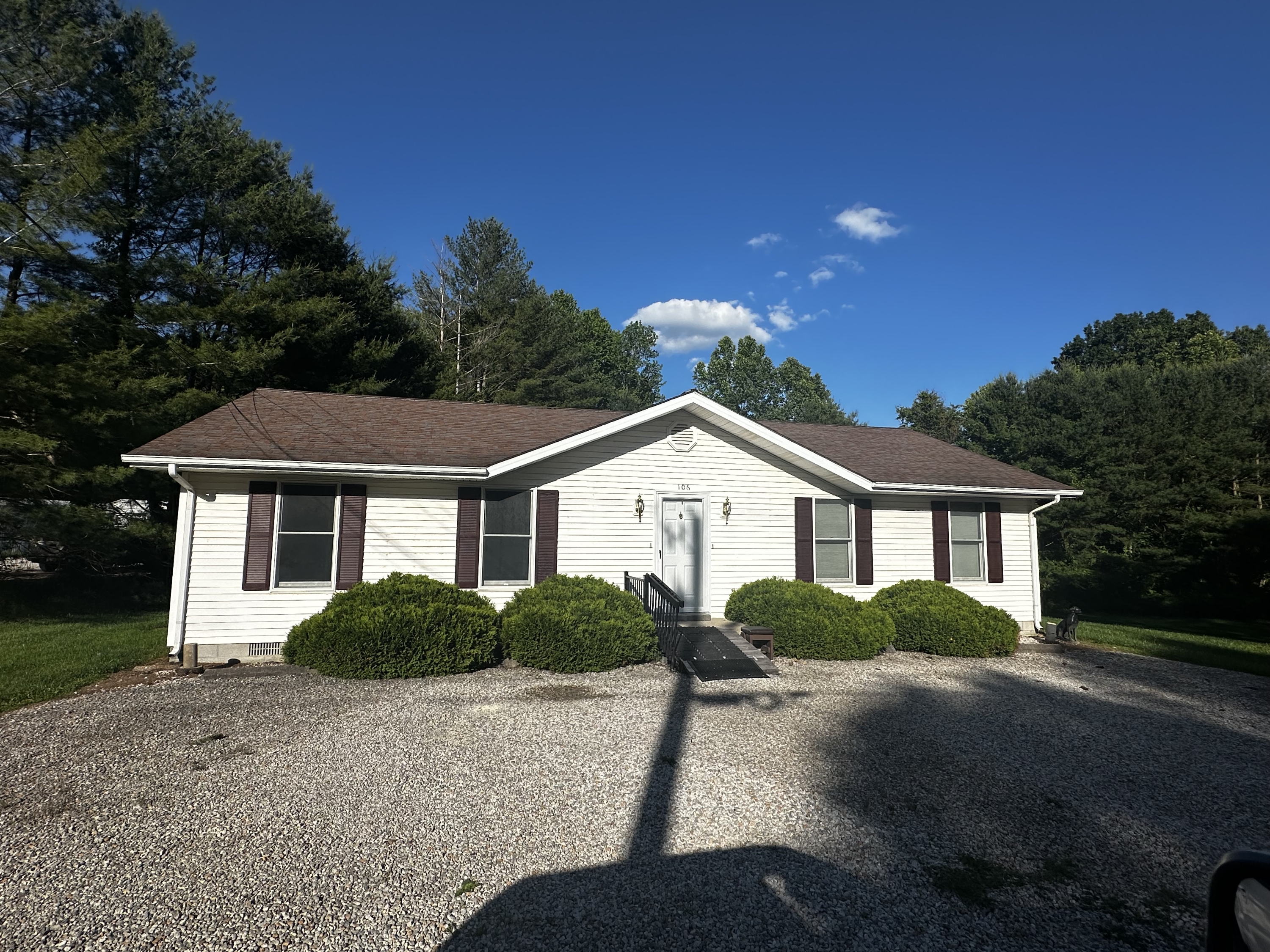 106 Sharon Drive - 2